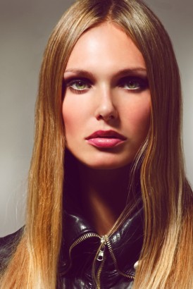 Miami fashion beauty, photo of Sofia Davis.