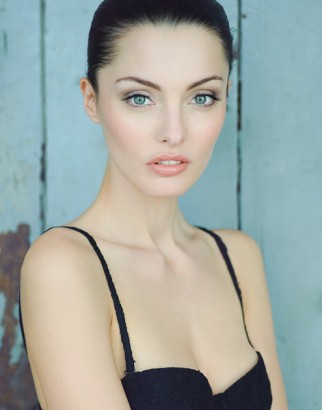 by Anna Gunselman 